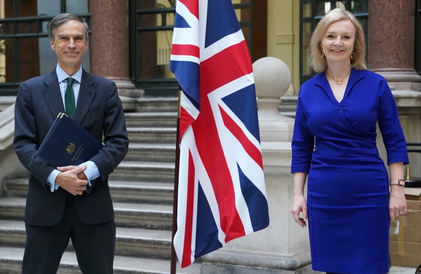 Andrew Murrison MP with Department for International Trade Secretary Liz Truss MP at the Foreign Office on being appointed PM’s Trade Envoy to Morocco. 